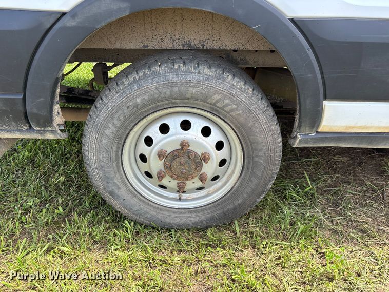 image for item FG0500 2020 Ford Transit 250 van