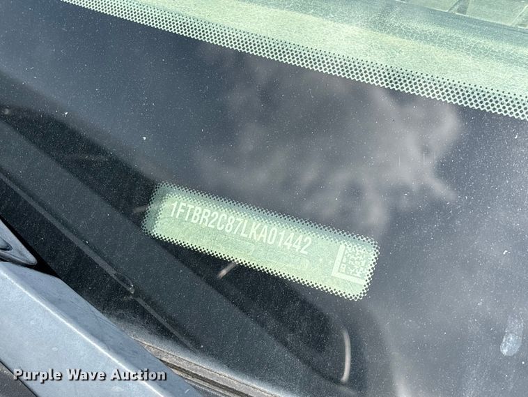 image for item FG0500 2020 Ford Transit 250 van