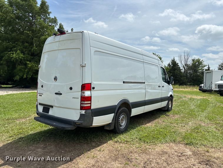image for item FG0501 2018 Freightliner Sprinter 2500 van