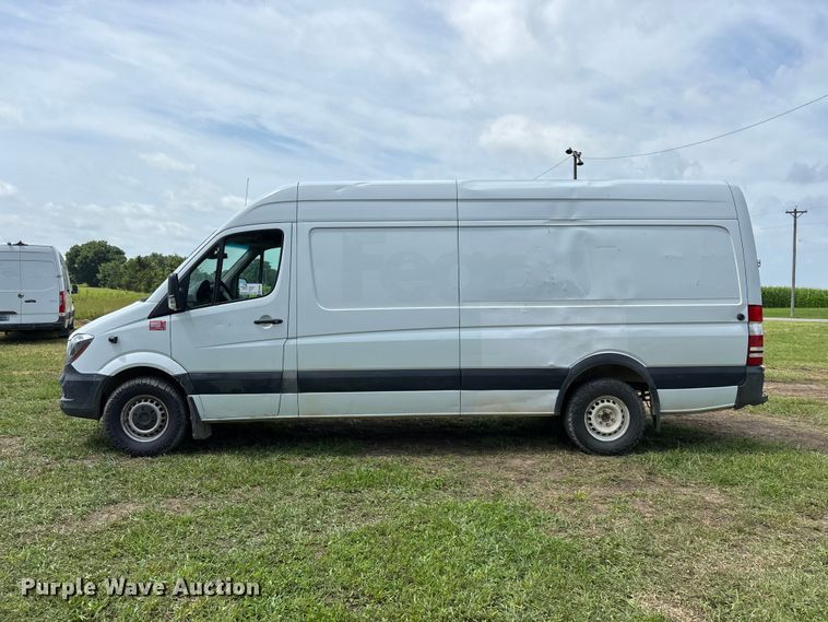 image for item FG0501 2018 Freightliner Sprinter 2500 van