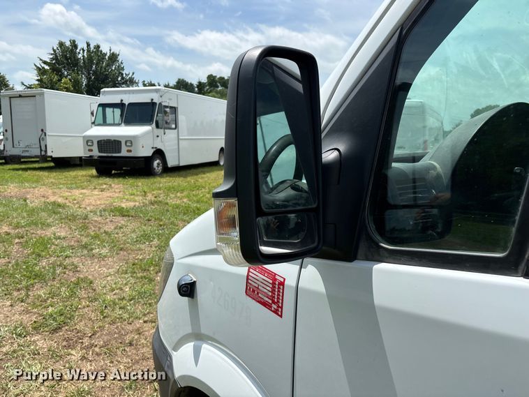 image for item FG0501 2018 Freightliner Sprinter 2500 van