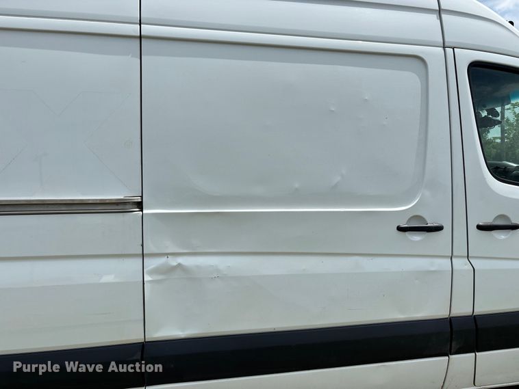 image for item FG0501 2018 Freightliner Sprinter 2500 van
