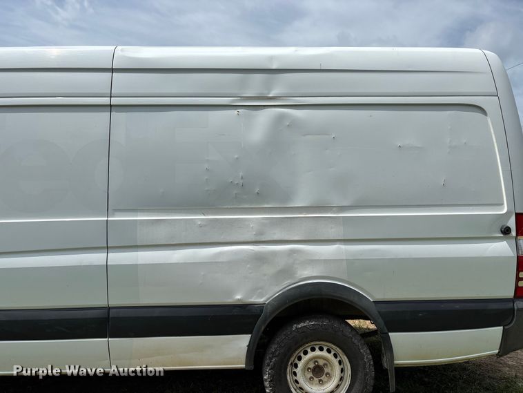 image for item FG0501 2018 Freightliner Sprinter 2500 van