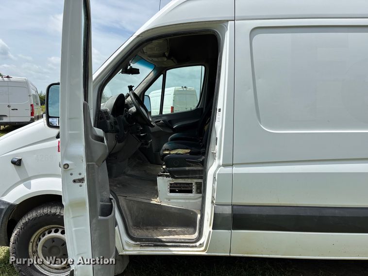 image for item FG0501 2018 Freightliner Sprinter 2500 van