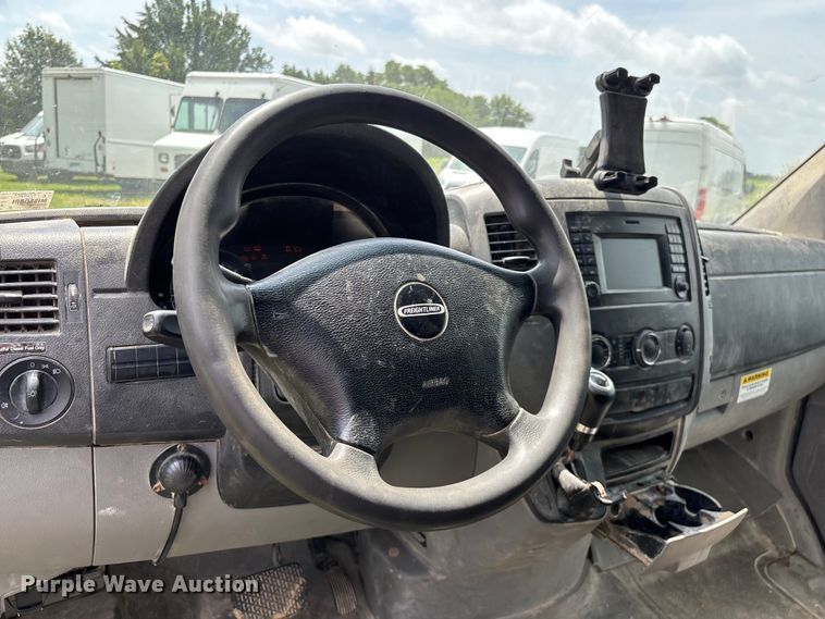 image for item FG0501 2018 Freightliner Sprinter 2500 van