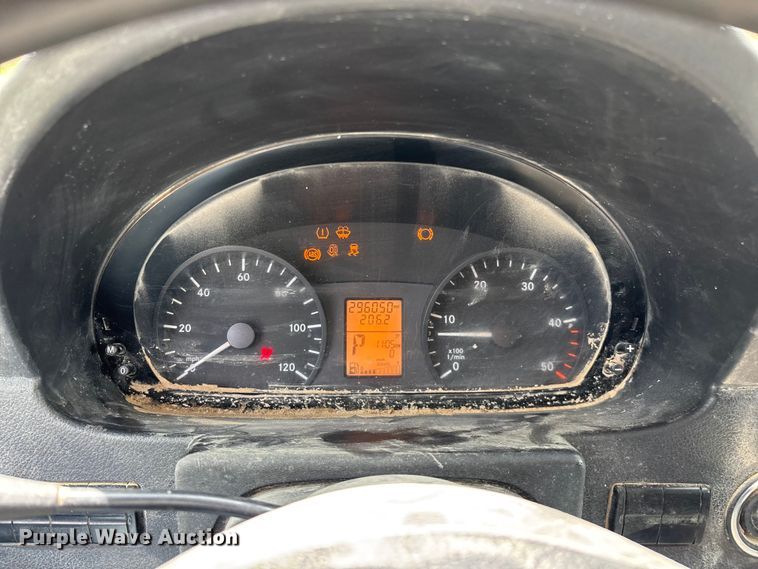 image for item FG0501 2018 Freightliner Sprinter 2500 van