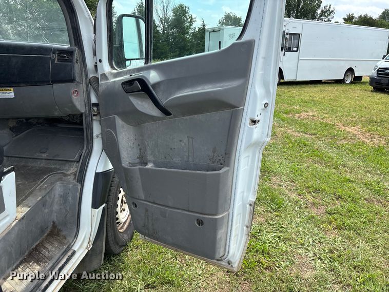 image for item FG0501 2018 Freightliner Sprinter 2500 van