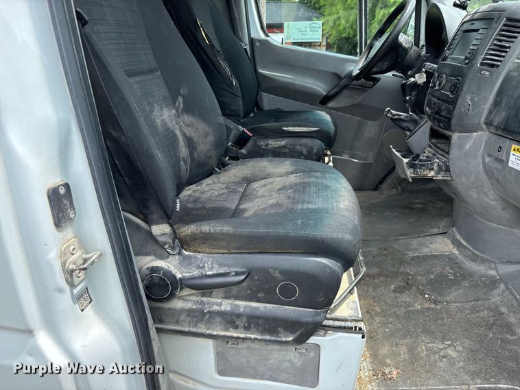 image for item FG0501 2018 Freightliner Sprinter 2500 van