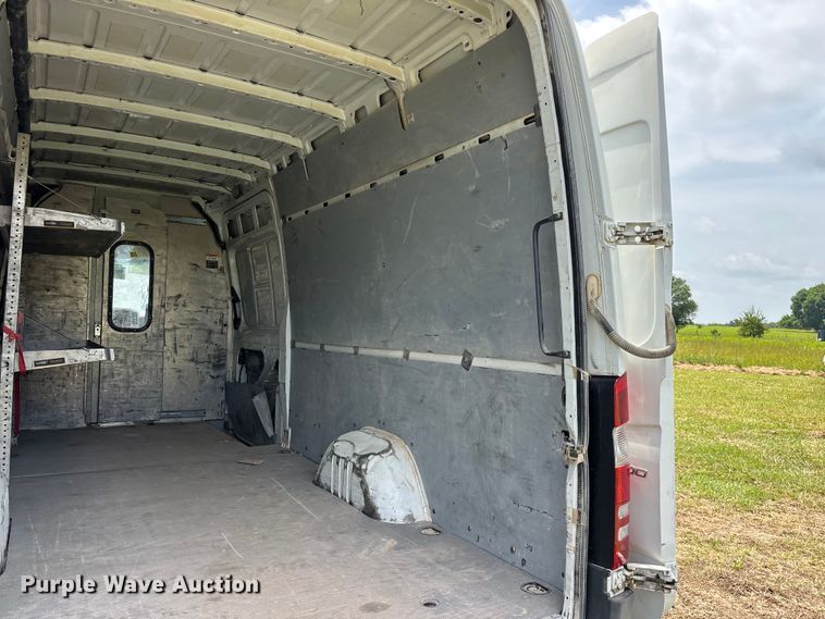 image for item FG0501 2018 Freightliner Sprinter 2500 van