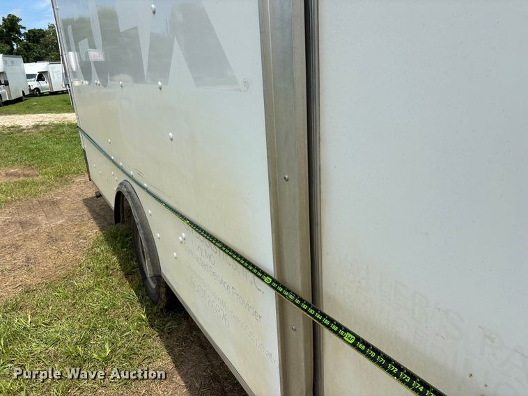 image for item FG0503 2018 GMC G3500 box truck