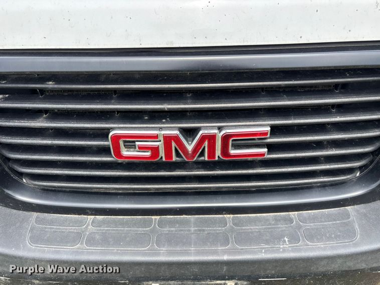 image for item FG0503 2018 GMC G3500 box truck