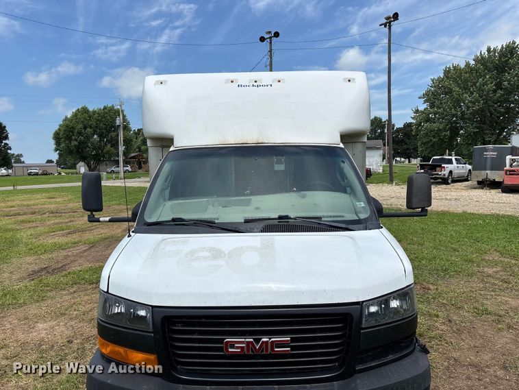 image for item FG0503 2018 GMC G3500 box truck