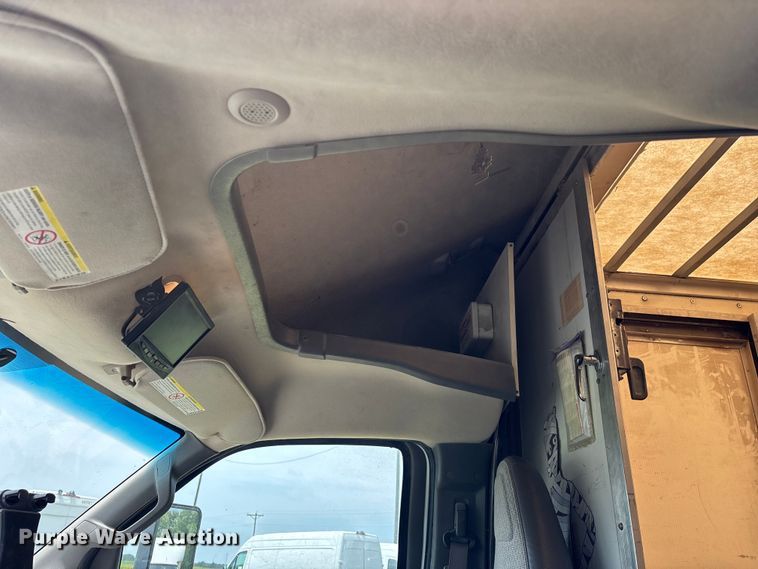 image for item FG0503 2018 GMC G3500 box truck