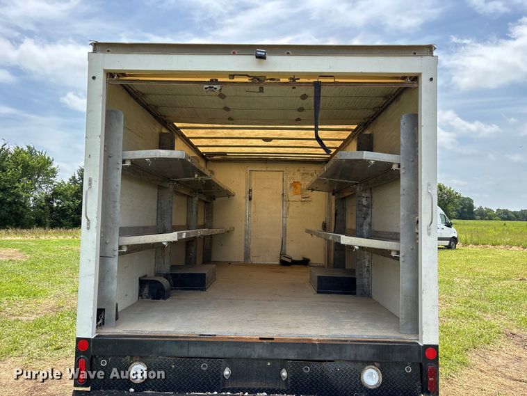 image for item FG0503 2018 GMC G3500 box truck