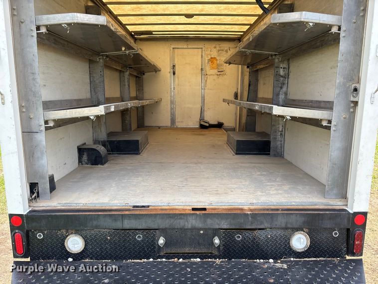 image for item FG0503 2018 GMC G3500 box truck