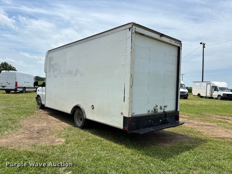 image for item FG0504 2018 GMC G3500 Box truck