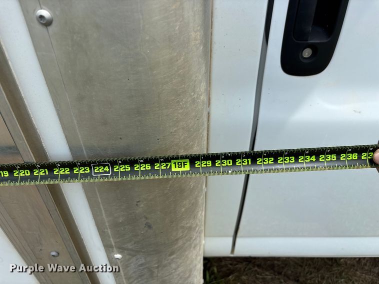 image for item FG0504 2018 GMC G3500 Box truck