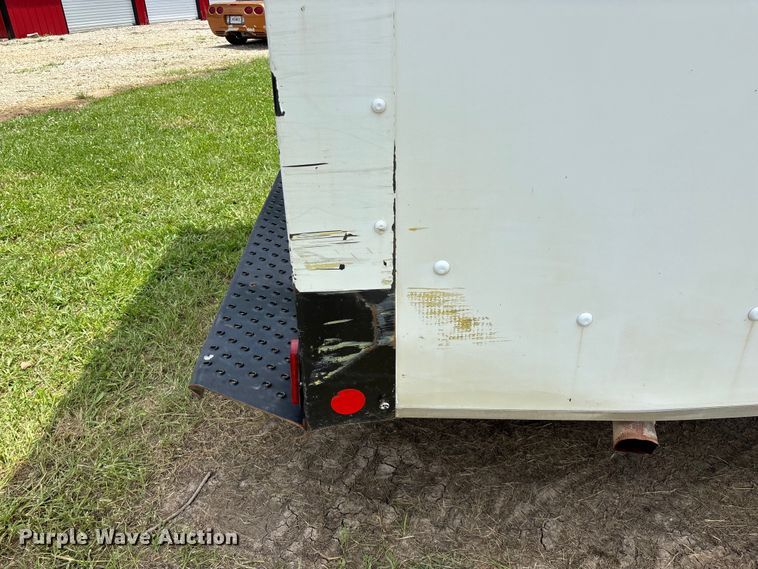 image for item FG0504 2018 GMC G3500 Box truck