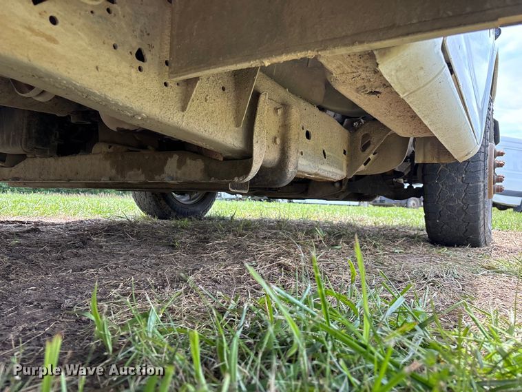 image for item FG0504 2018 GMC G3500 Box truck
