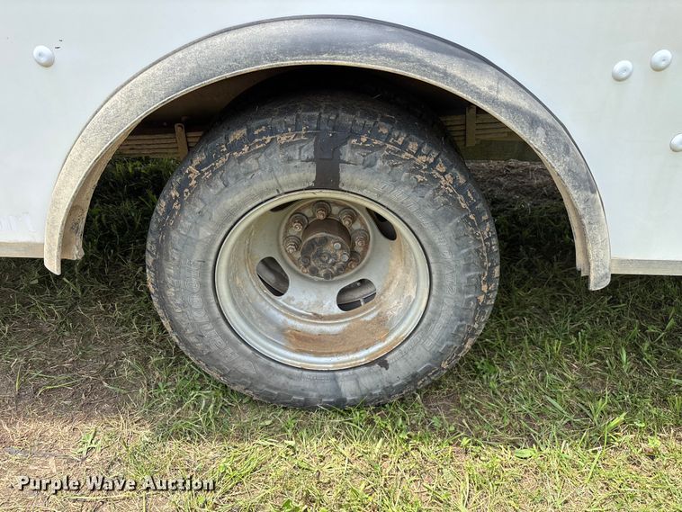 image for item FG0504 2018 GMC G3500 Box truck