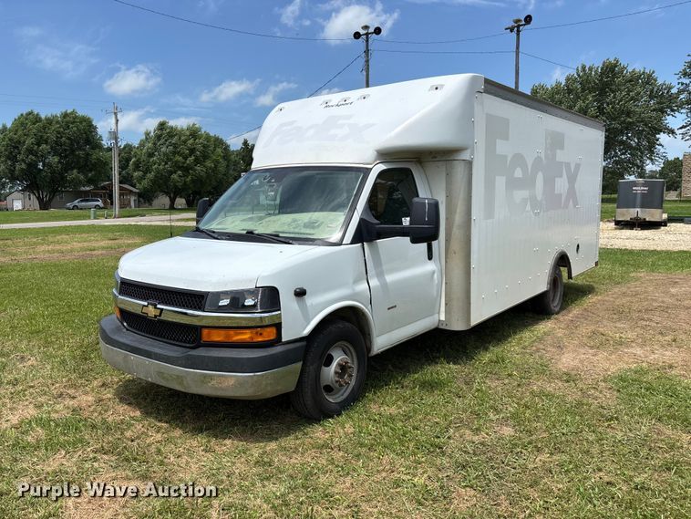 image for item FG0505 2021 Chevrolet G3500 box truck