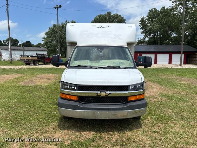 image for item FG0505 2021 Chevrolet G3500 box truck