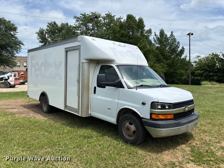 image for item FG0505 2021 Chevrolet G3500 box truck