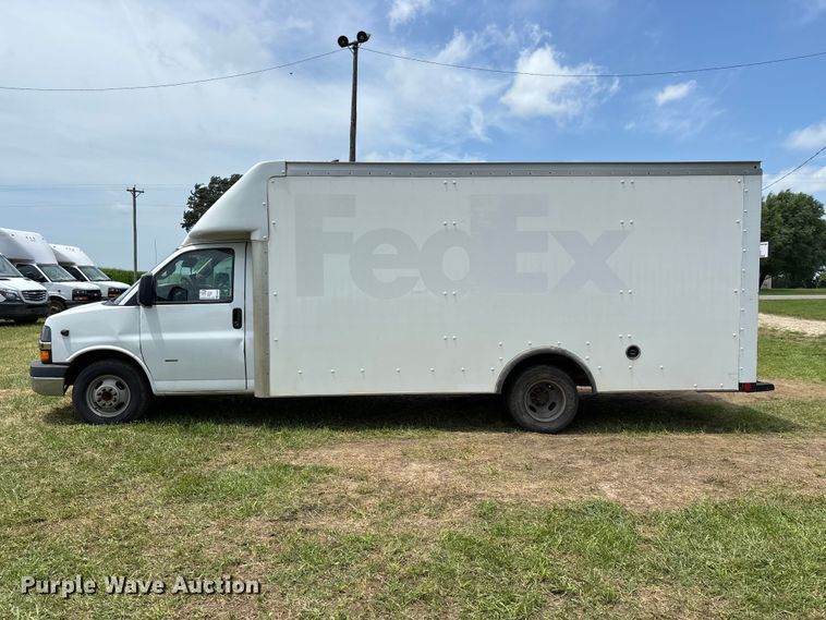 image for item FG0505 2021 Chevrolet G3500 box truck