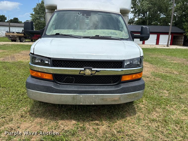 image for item FG0505 2021 Chevrolet G3500 box truck