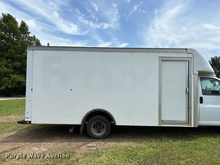 image for item FG0505 2021 Chevrolet G3500 box truck