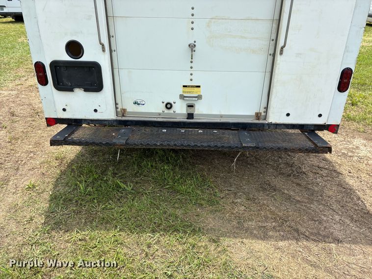 image for item FG0505 2021 Chevrolet G3500 box truck
