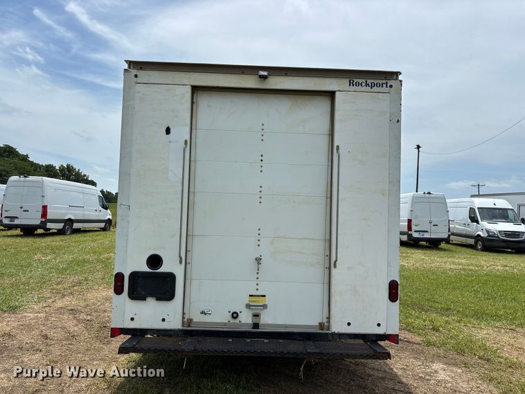 image for item FG0505 2021 Chevrolet G3500 box truck