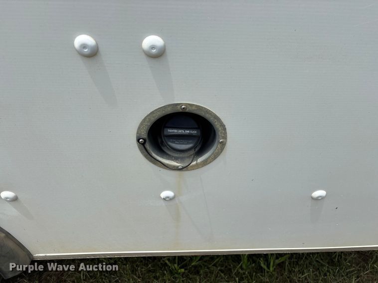 image for item FG0505 2021 Chevrolet G3500 box truck
