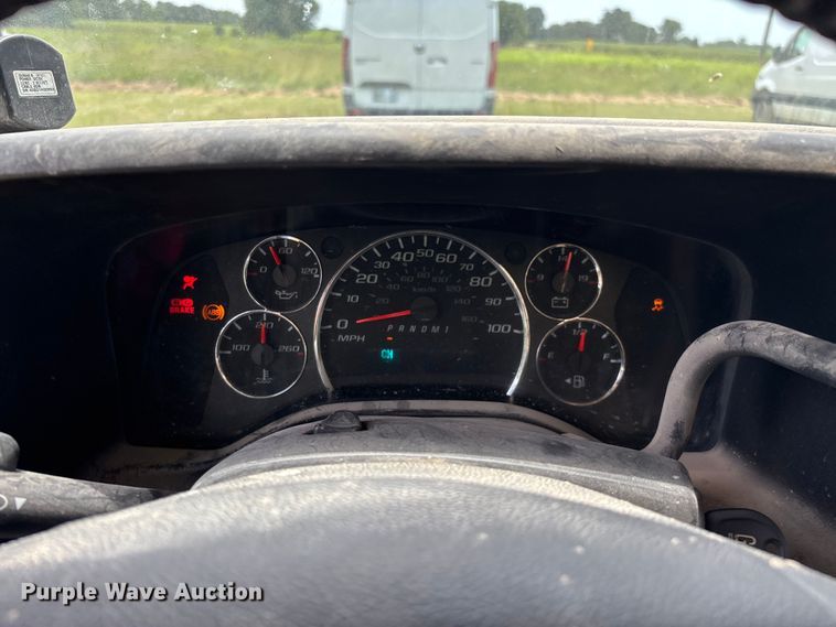 image for item FG0505 2021 Chevrolet G3500 box truck