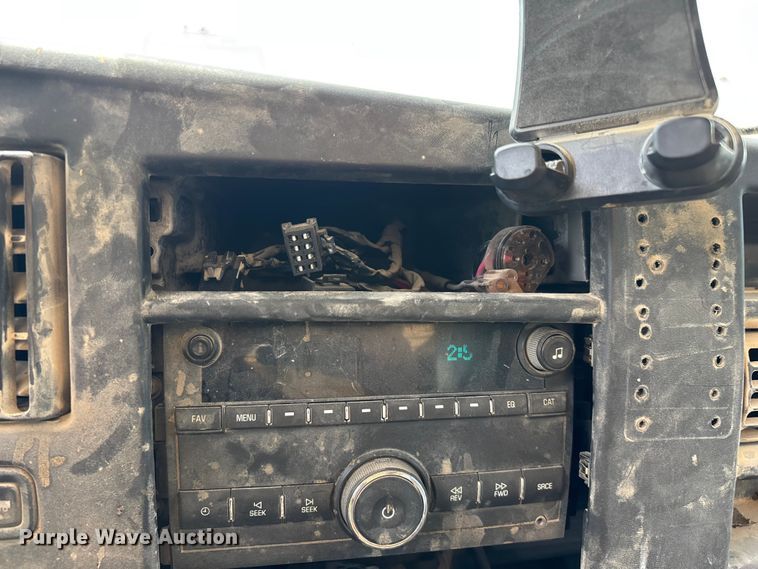 image for item FG0505 2021 Chevrolet G3500 box truck