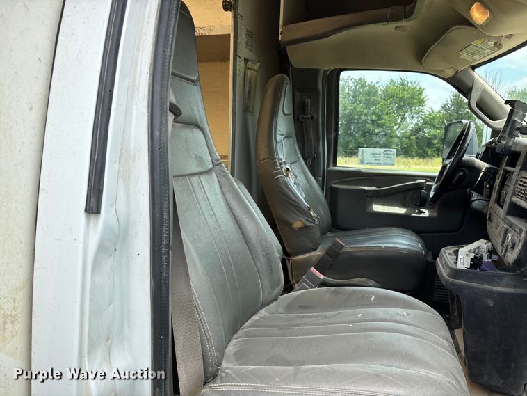 image for item FG0505 2021 Chevrolet G3500 box truck