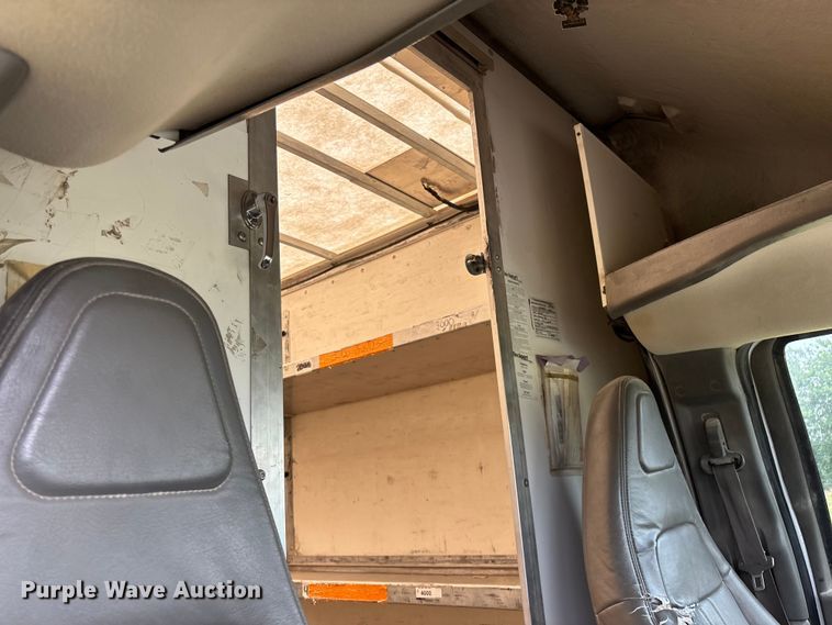 image for item FG0505 2021 Chevrolet G3500 box truck