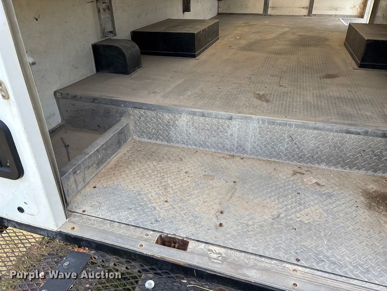 image for item FG0505 2021 Chevrolet G3500 box truck