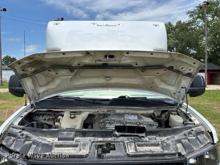 image for item FG0505 2021 Chevrolet G3500 box truck