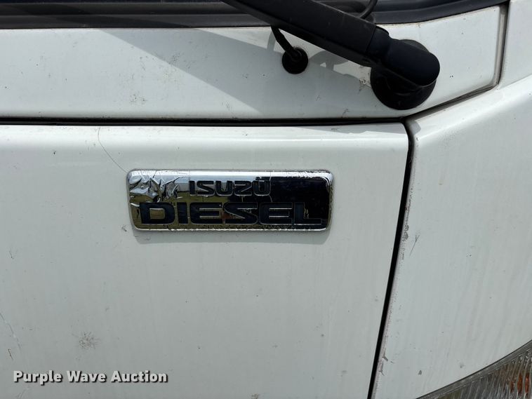 image for item FG0506 2016 Isuzu NQR box truck