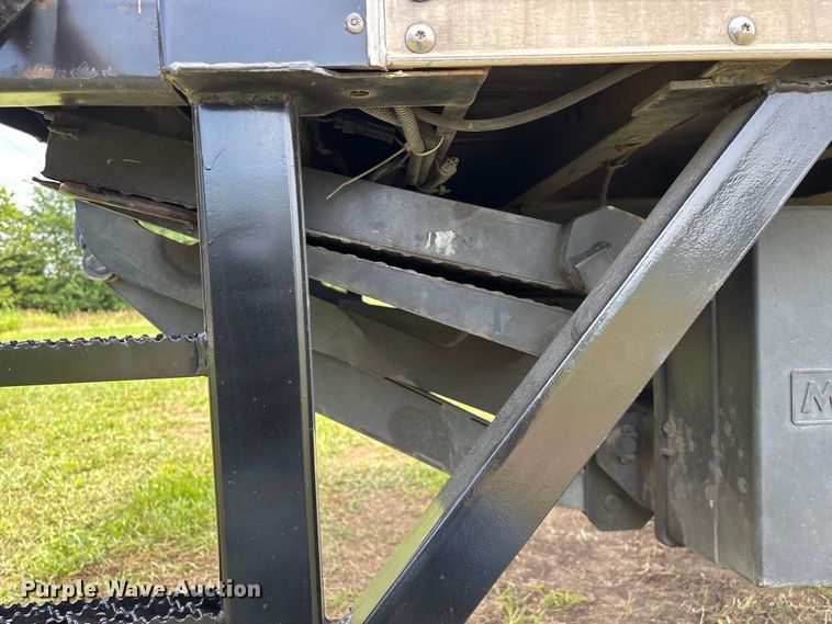 image for item FG0506 2016 Isuzu NQR box truck