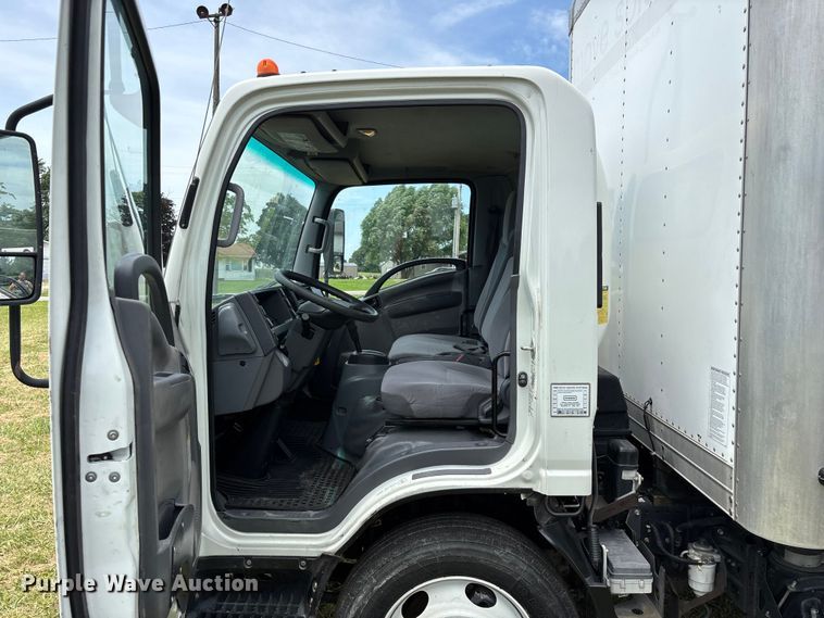 image for item FG0506 2016 Isuzu NQR box truck