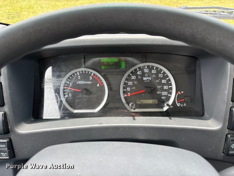 image for item FG0506 2016 Isuzu NQR box truck