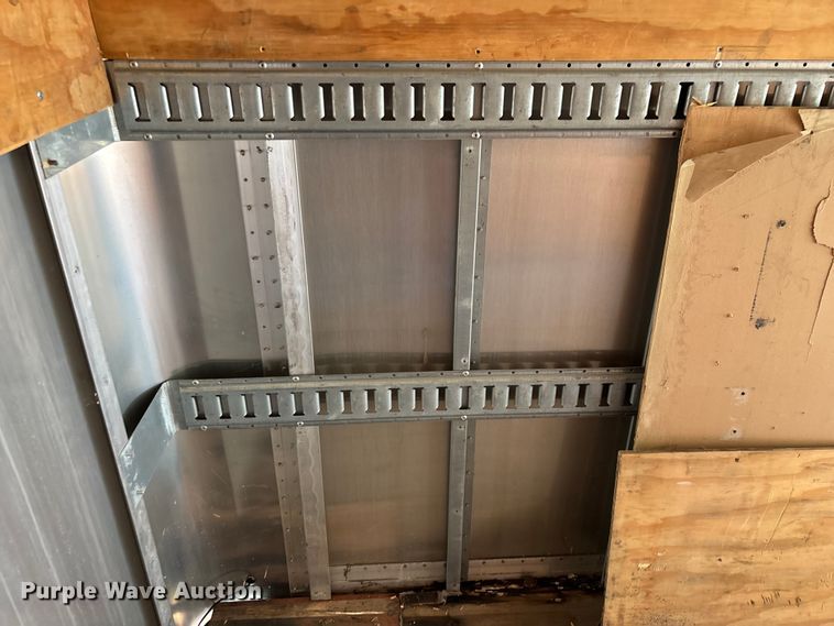 image for item FG0506 2016 Isuzu NQR box truck