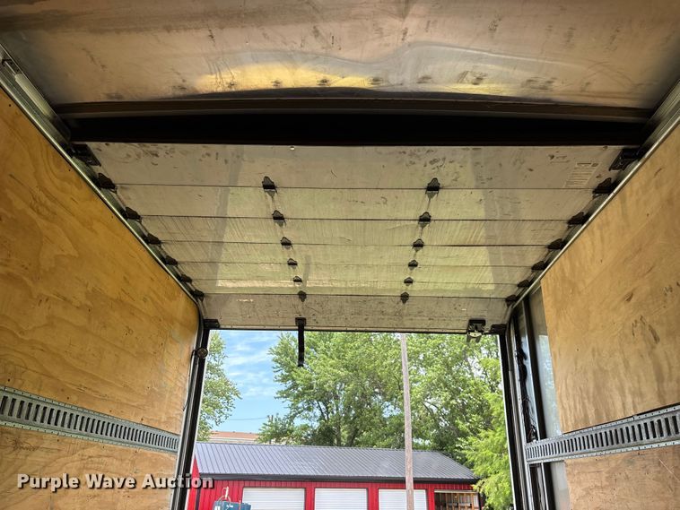 image for item FG0506 2016 Isuzu NQR box truck