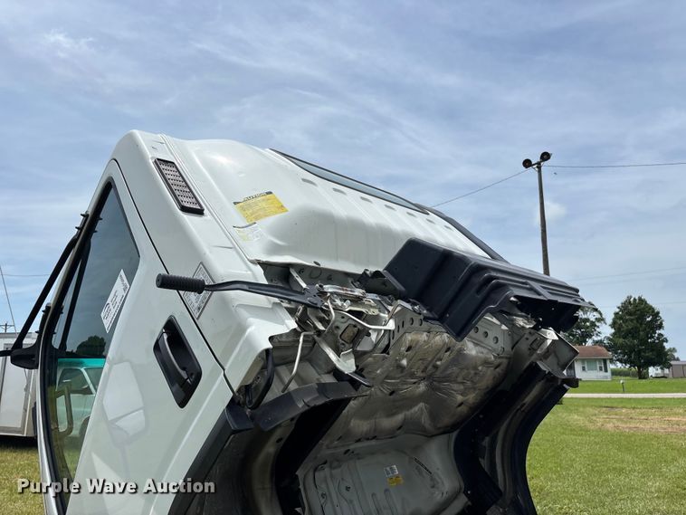 image for item FG0506 2016 Isuzu NQR box truck