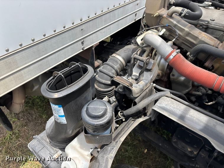 image for item FG0506 2016 Isuzu NQR box truck
