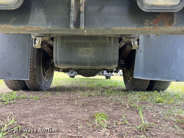image for item FG0506 2016 Isuzu NQR box truck