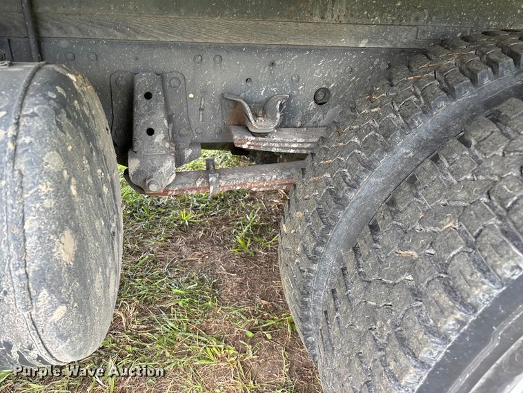 image for item FG0506 2016 Isuzu NQR box truck
