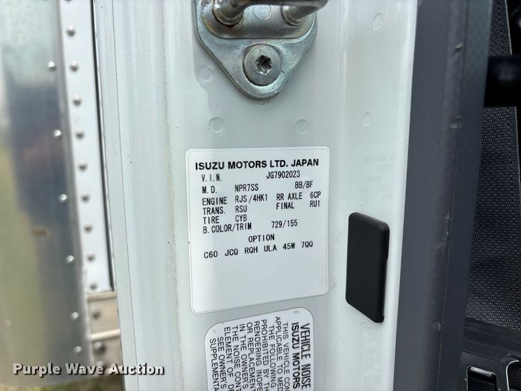 image for item FG0506 2016 Isuzu NQR box truck